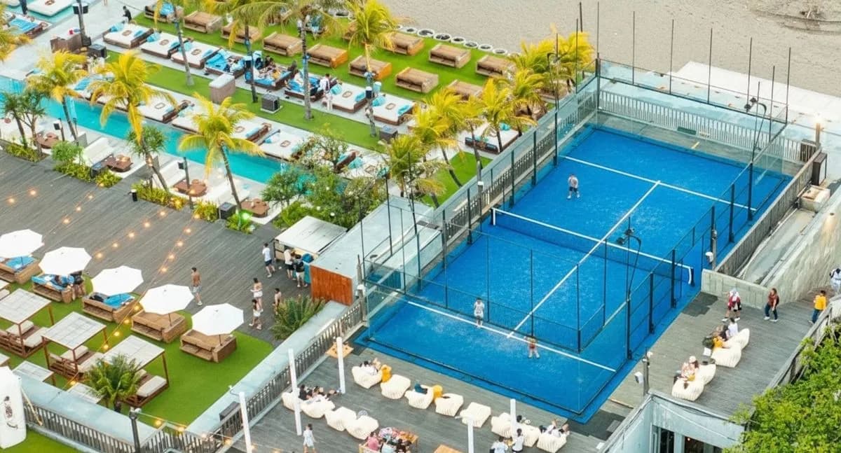 Outdoor rooftop padel court at HPC Atlas Beach Club